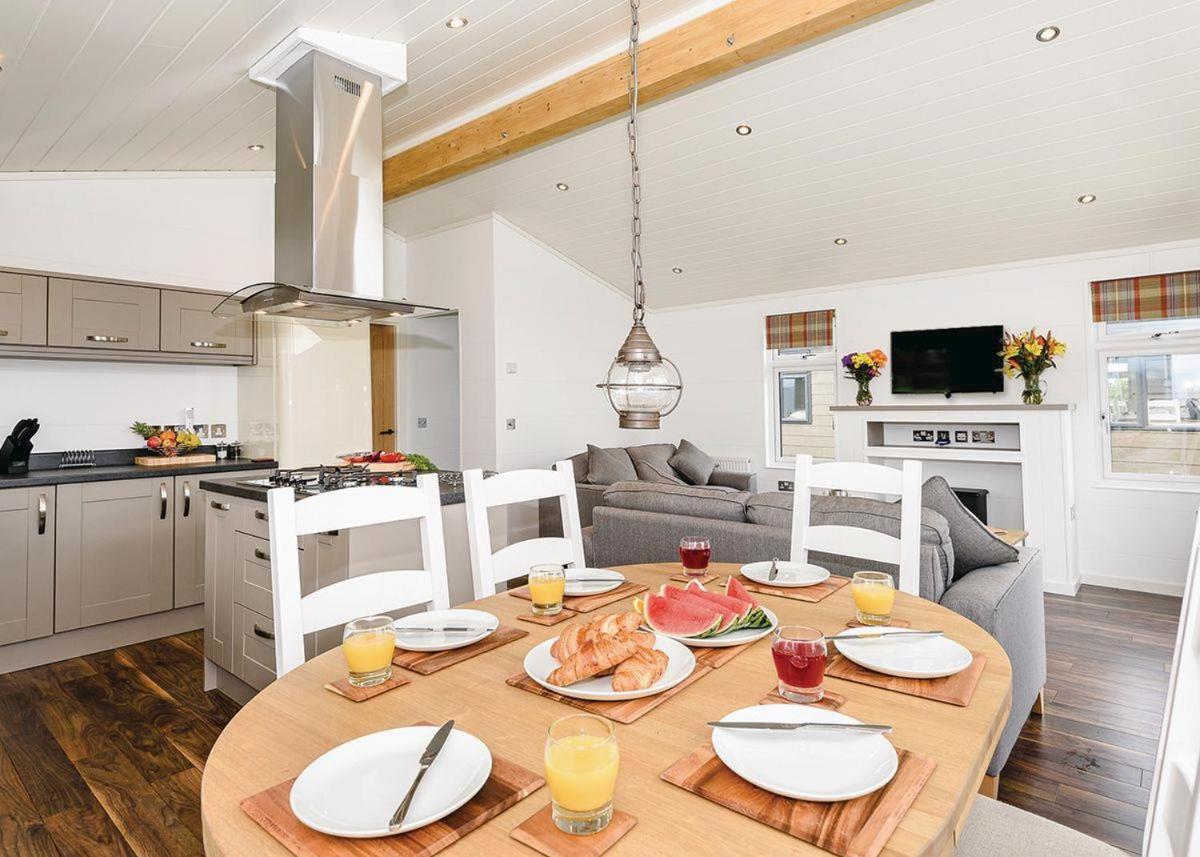 Thanet Well Lodges Ivegill Экстерьер фото