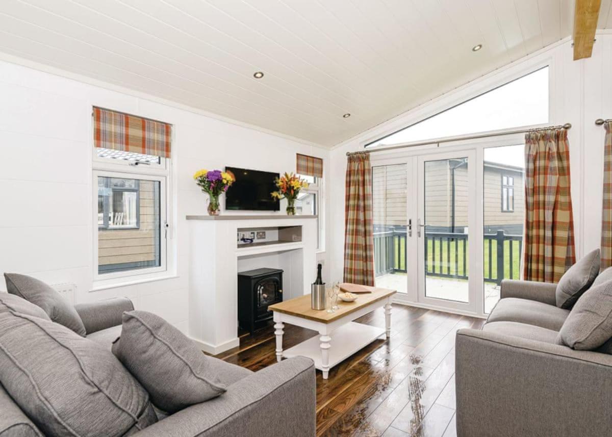 Thanet Well Lodges Ivegill Экстерьер фото